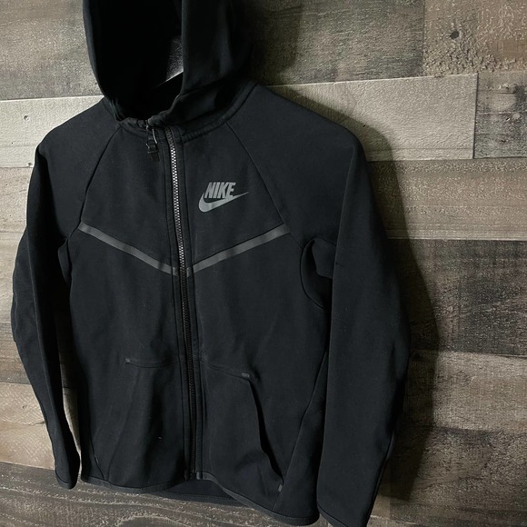 SOLD Nike Kids Tech Fleece Windrunner Hoodie M - Picture 2 of 3